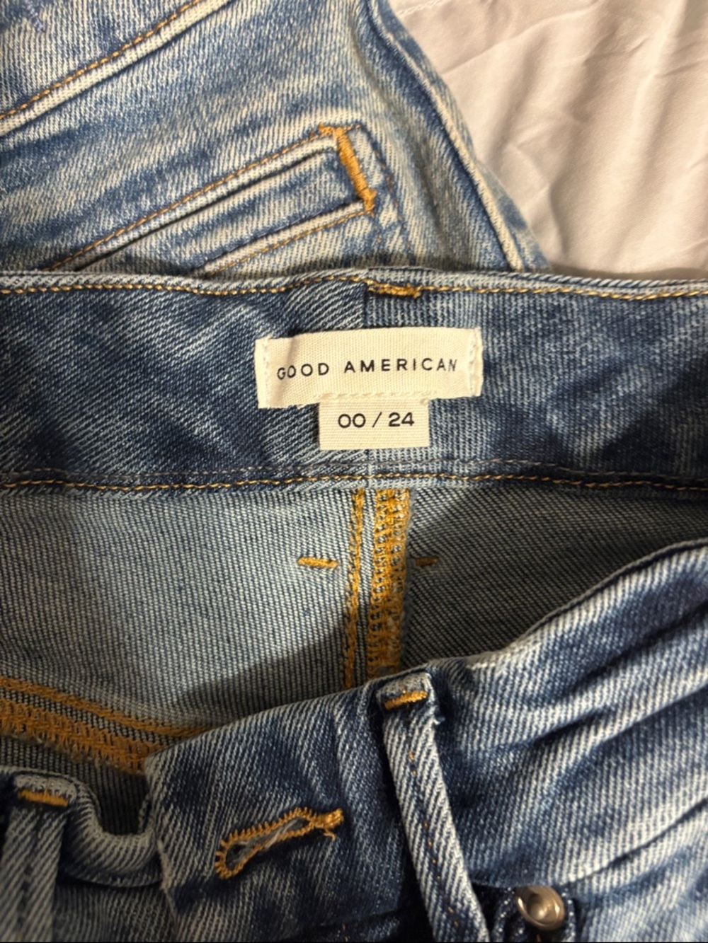 Good American Light Blue Slim Jeans